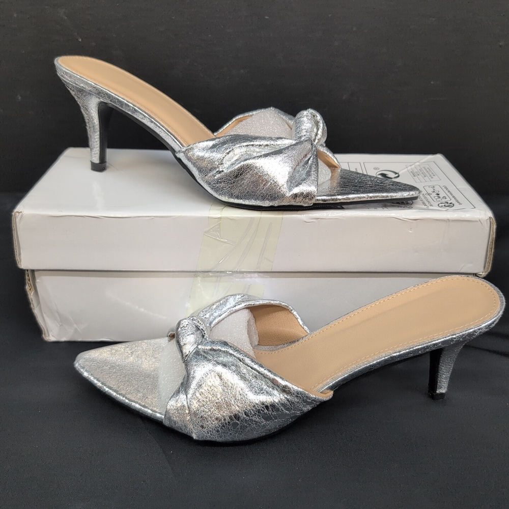 Women's Metallic Slip On Knotted Design Slim Heel Sandals CN 39 Silver